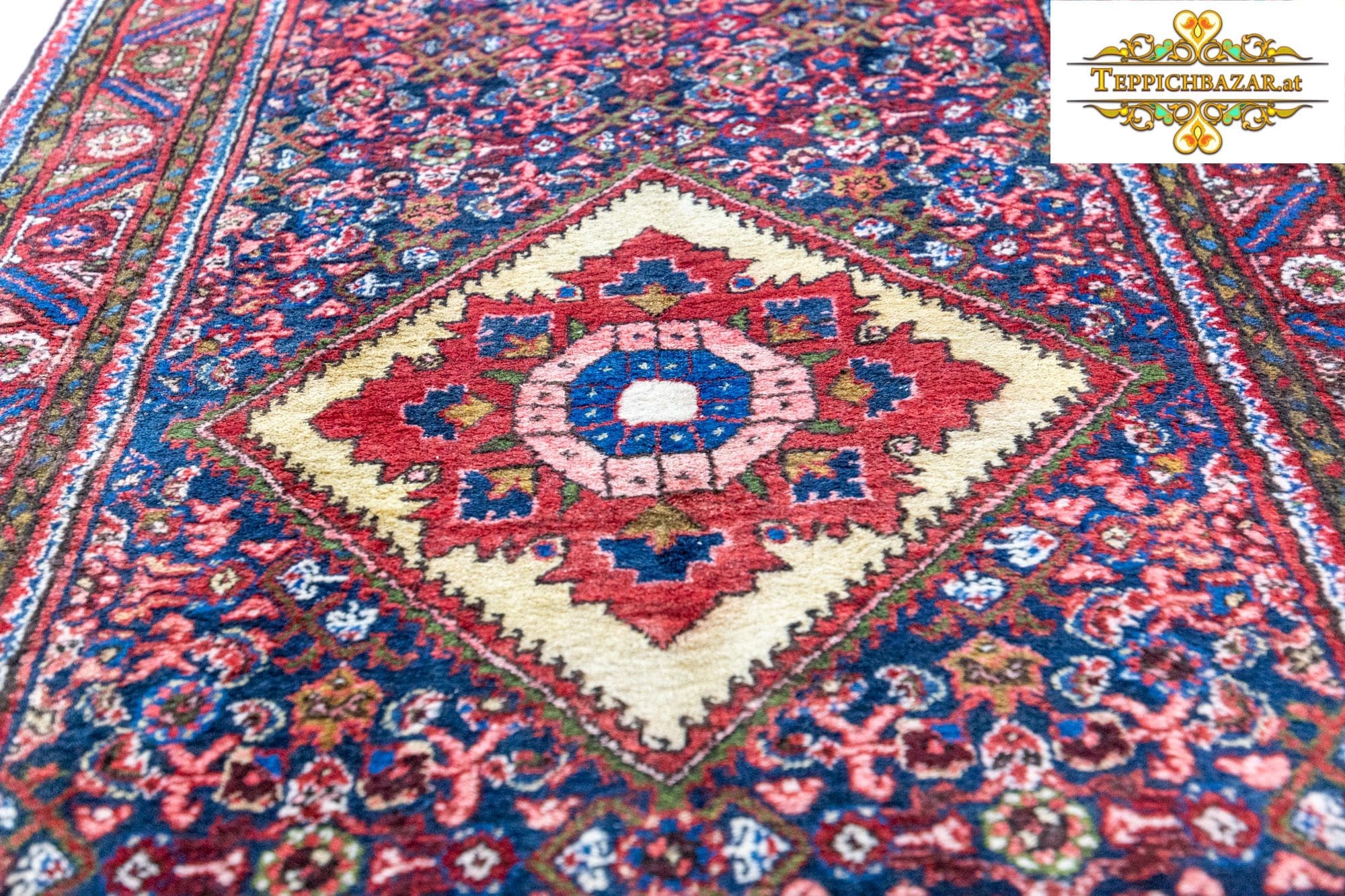 Persian Rug Hamadan 223 x 112 cm Wool Hand-knotted