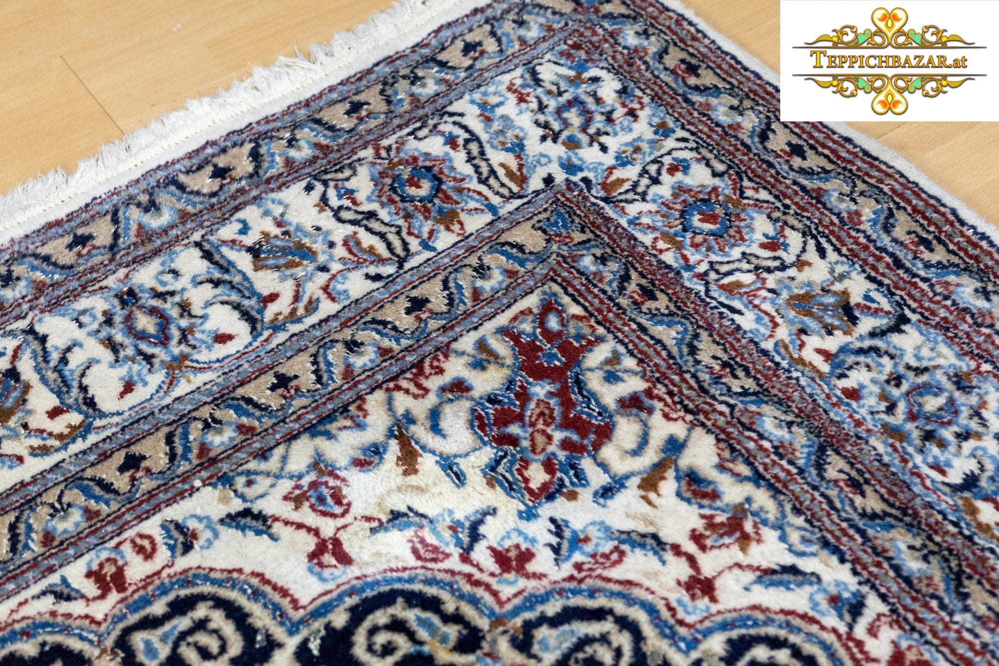 Persian Rug Nain 288x194cm Hand-knotted