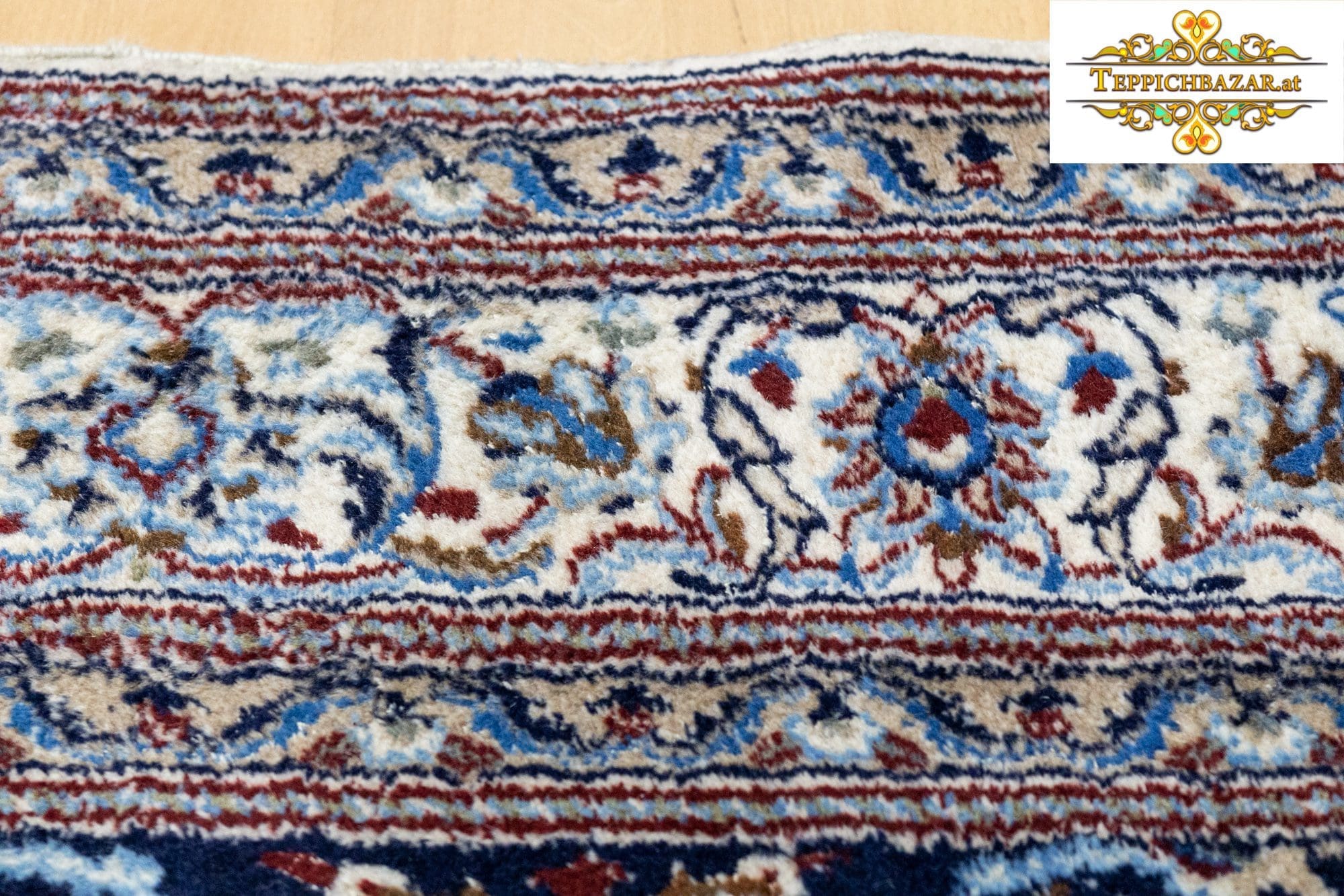Persian Rug Nain 288x194cm Hand-knotted