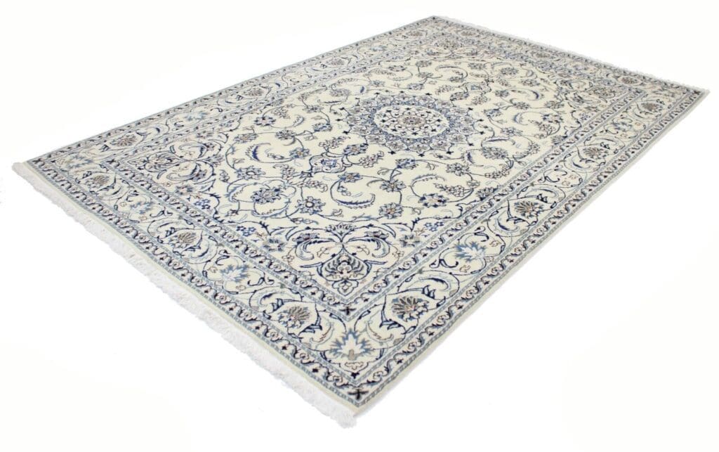 Persian Rug Nain 297 x 198 cm Wool Hand-knotted