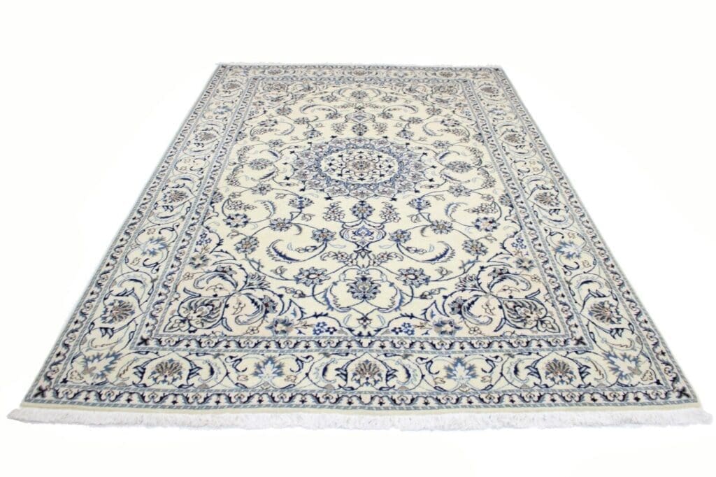 Persian Rug Nain 297 x 198 cm Wool Hand-knotted
