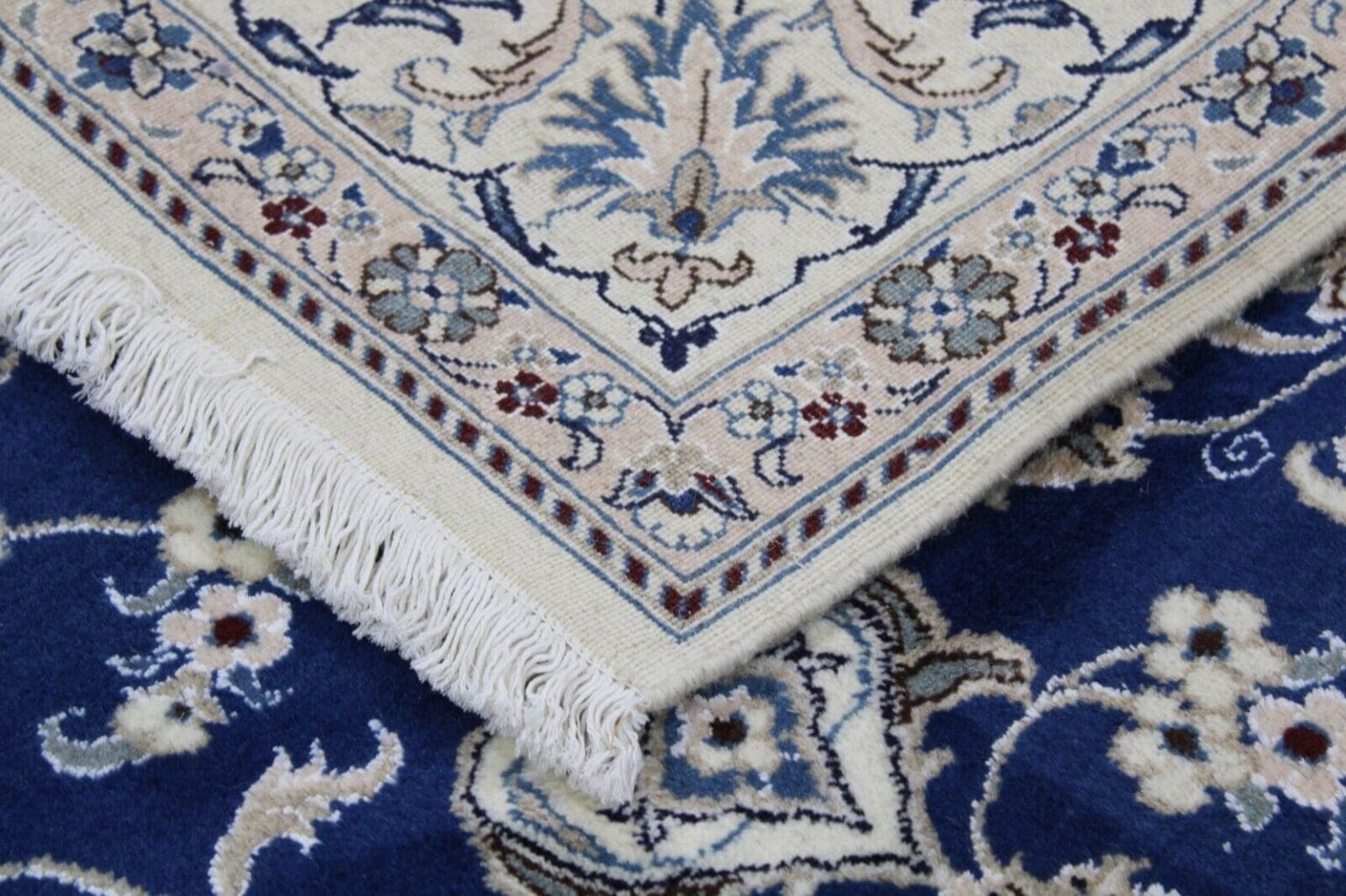 Persian Rug Nain 296 x 197 cm Wool Hand-knotted