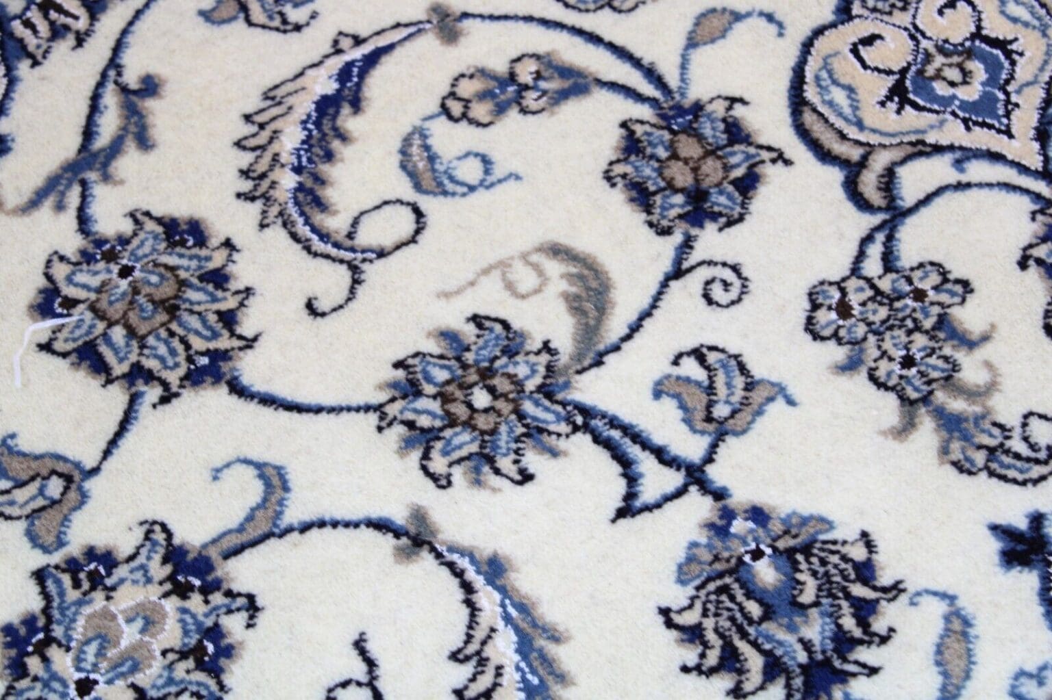 Persian Rug Nain 295 x 195 cm Wool Hand-knotted
