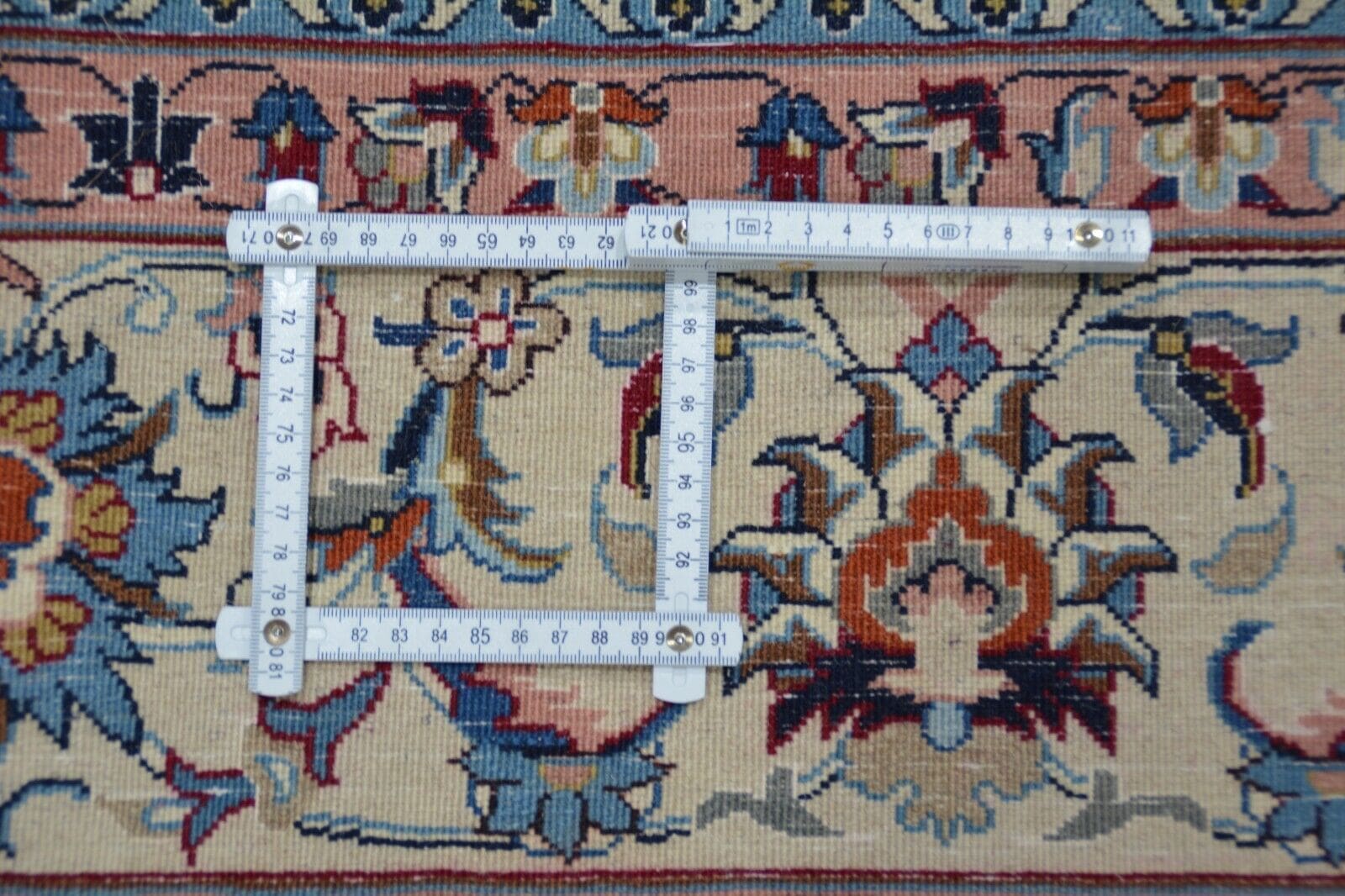 Kashan Persian Rug — hand-knotted, 296 × 193 cm, Wool & Silk