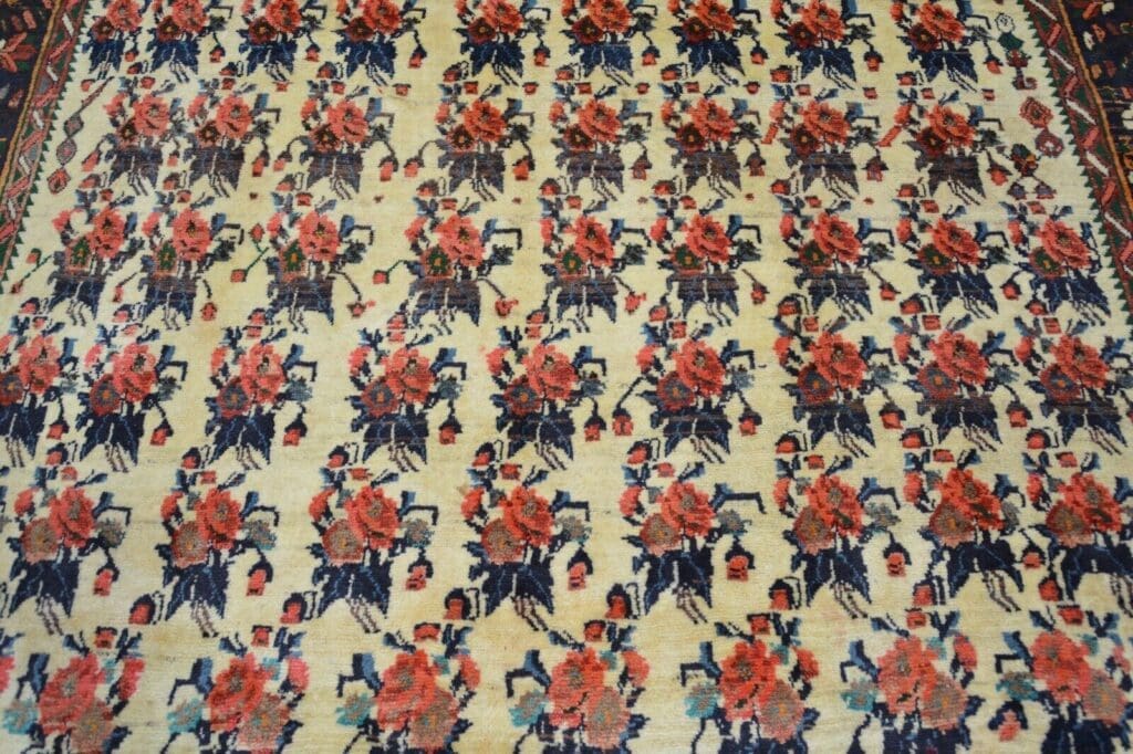 Oriental Rug Sirdjan ca 308 x 200 cm Wool Hand-knotted