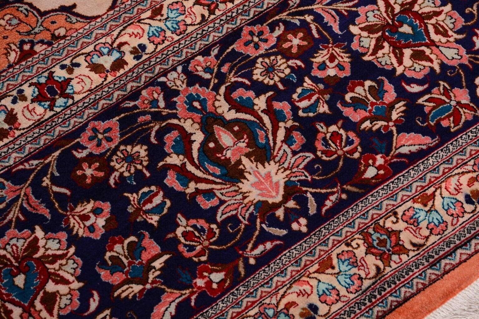 Persian Rug Qom 396x296 cm Silk Hand-knotted