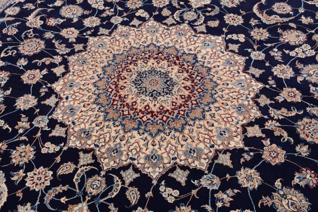 Persian Rug Nain 408 x 305 cm Wool Hand-knotted
