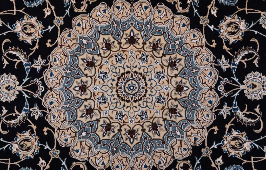 Persian Rug Nain 364 x 240 cm Wool Hand-knotted