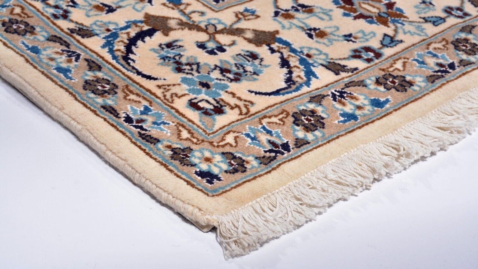 Persian Rug Nain 302 x 196 cm Wool Hand-knotted