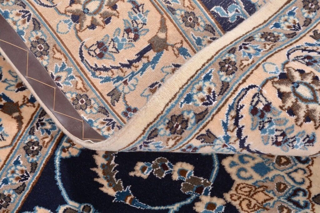 Persian Rug Nain 302 x 196 cm Wool Hand-knotted