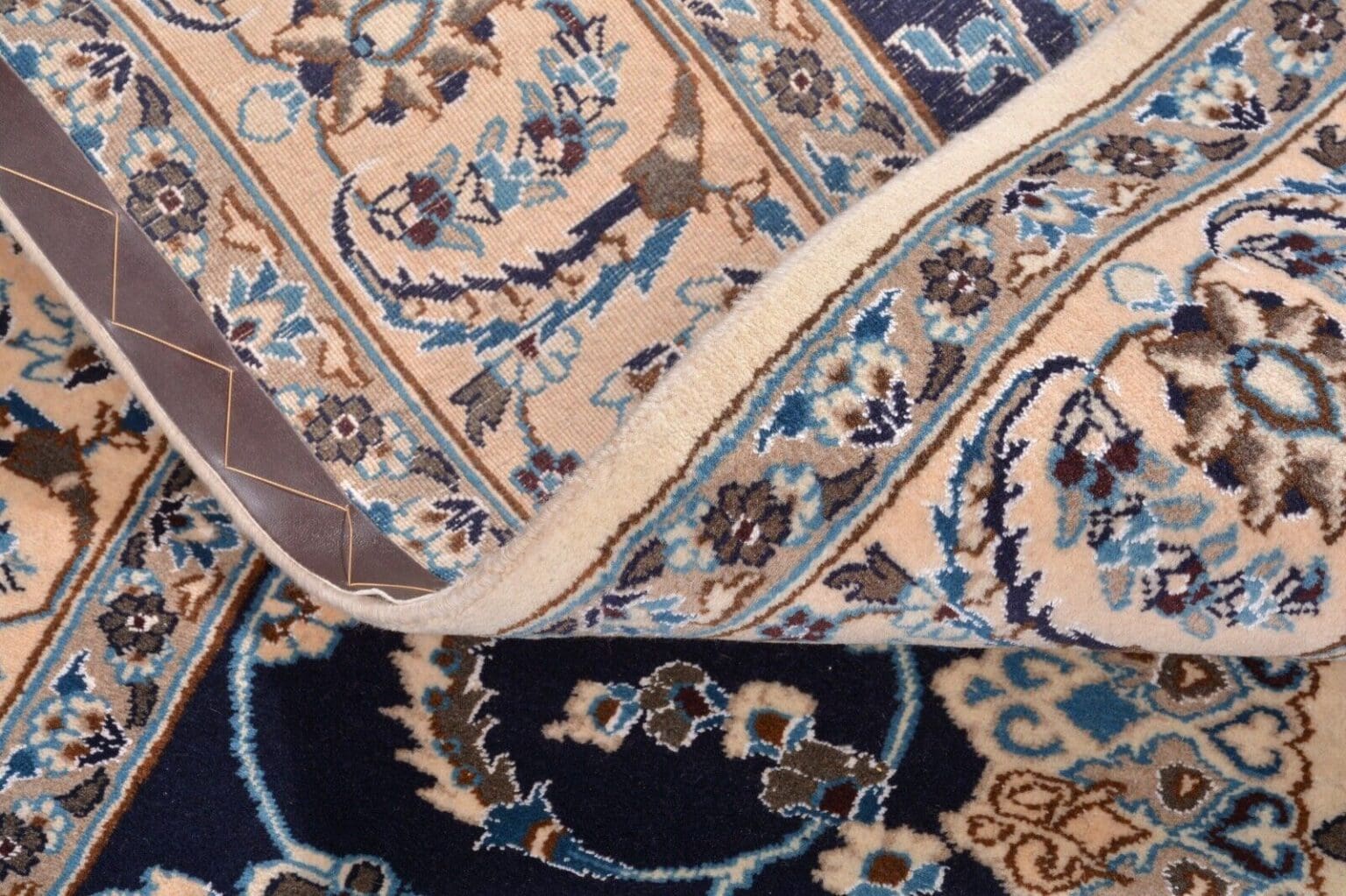 Persian Rug Nain 302 x 196 cm Wool Hand-knotted