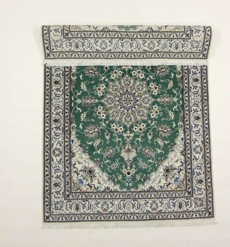 Persian Rug Nain 237 x 168 cm Wool Hand-knotted