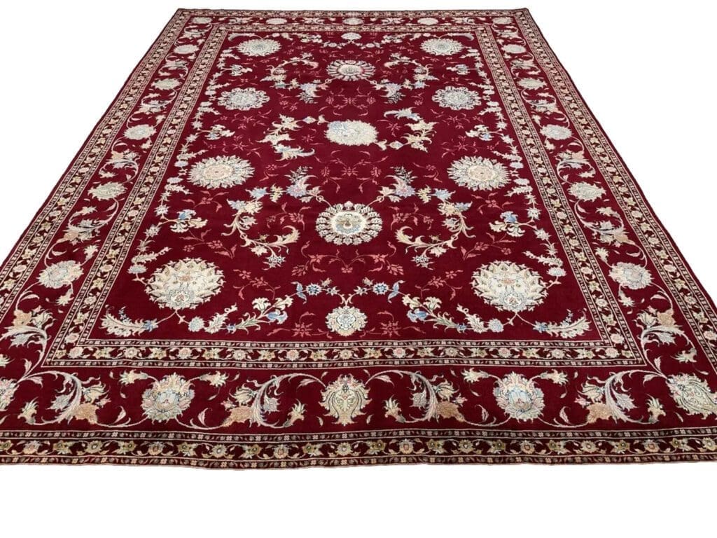 extrem-feiner-tabriz-60-raj-perserteppich-mit-seide-348x248-cm-1-2 Persian Rug Tabriz 348 x 248 cm Silk Hand-knotted