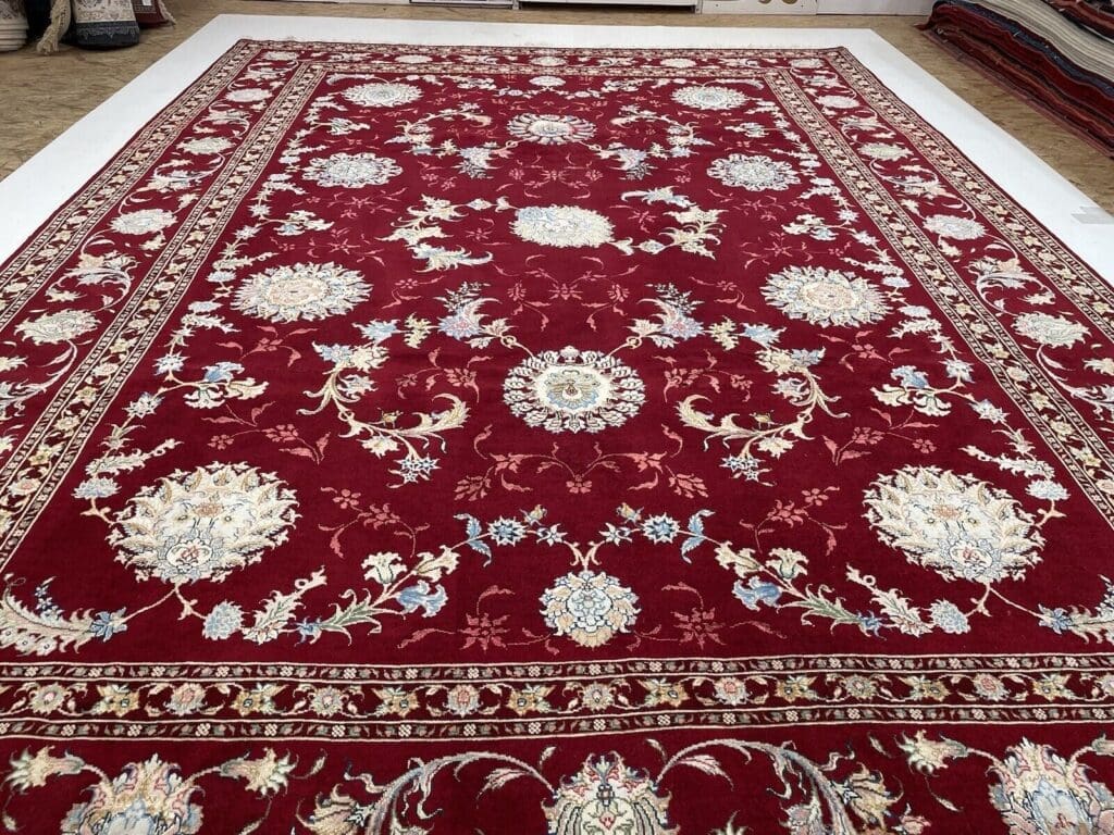 extrem-feiner-tabriz-60-raj-perserteppich-mit-seide-348x248-cm-1-4 Persian Rug Tabriz 348 x 248 cm Silk Hand-knotted