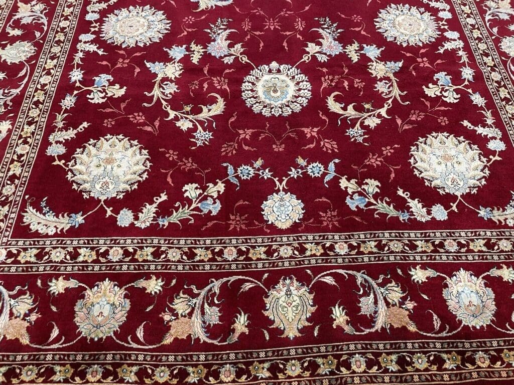 extrem-feiner-tabriz-60-raj-perserteppich-mit-seide-348x248-cm-1-5 Persian Rug Tabriz 348 x 248 cm Silk Hand-knotted