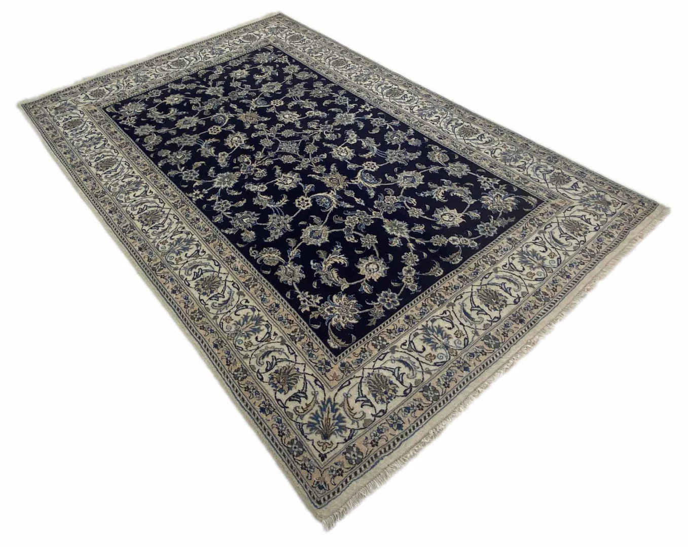 Persian Rug Nain 288 x 193 cm Wool Hand-knotted