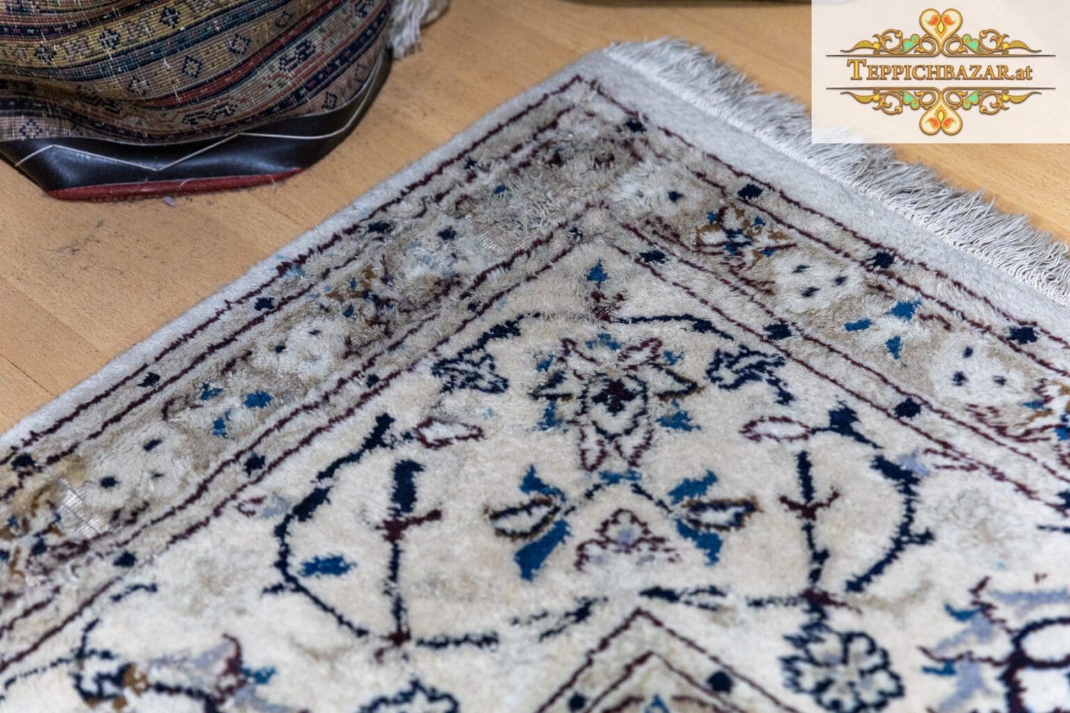 Persian Rug Nain 343 x 245 cm Wool Hand-knotted