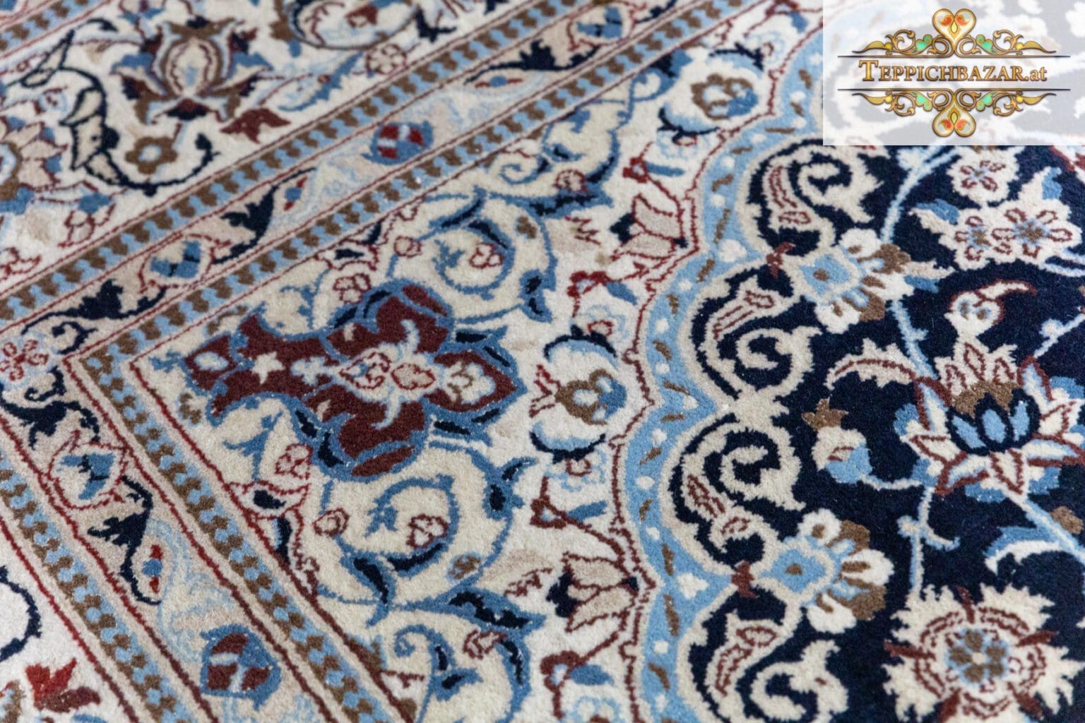 Persian Rug Nain 349 x 246 cm Wool Hand-knotted