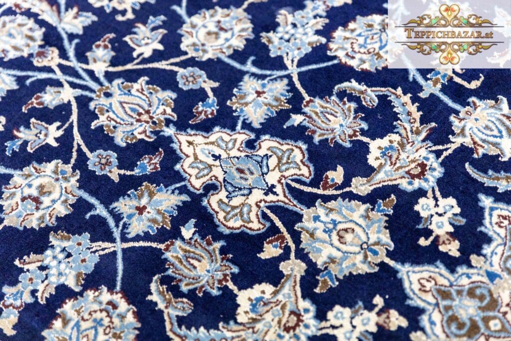 Persian Rug Nain 296 x 195 cm Wool Hand-knotted (Sold)