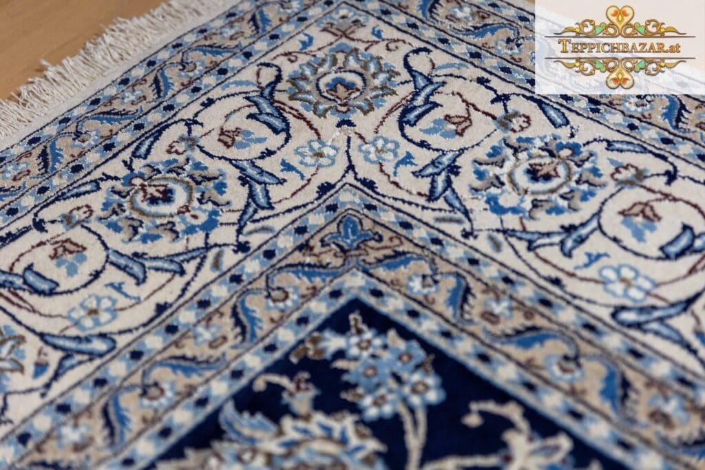 Persian Rug Nain 296 x 195 cm Wool Hand-knotted (Sold)
