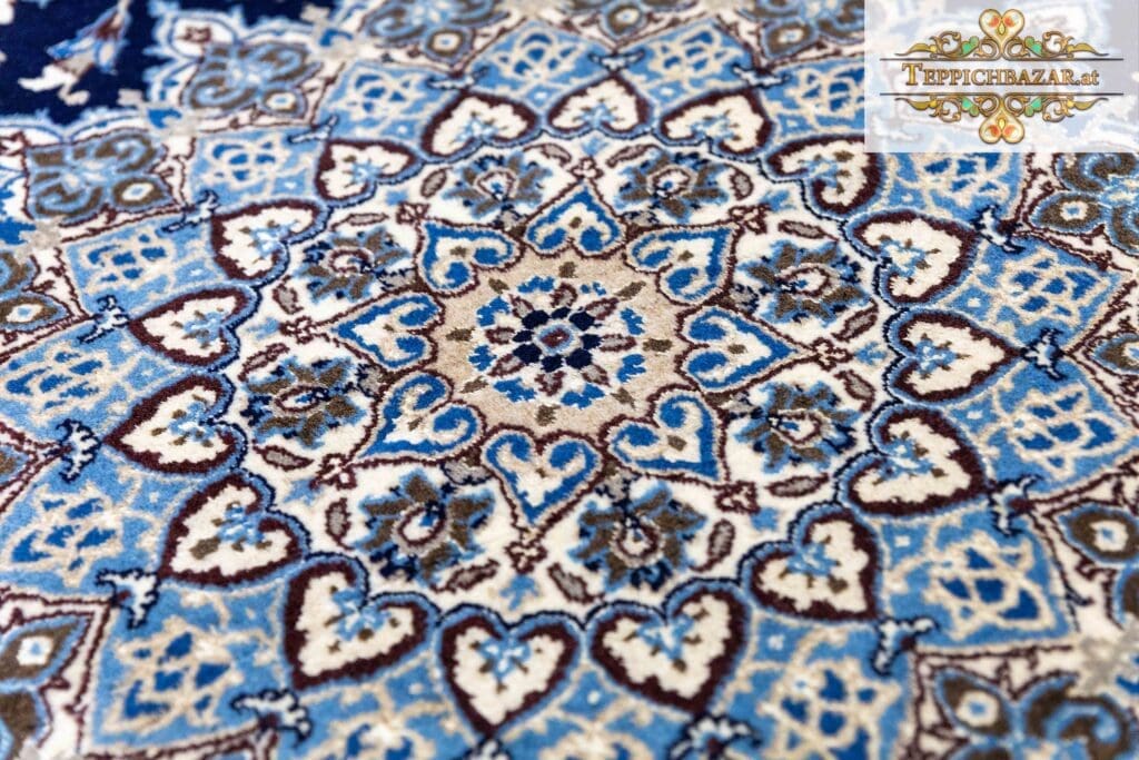 Persian Rug Nain 296 x 195 cm Wool Hand-knotted (Sold)