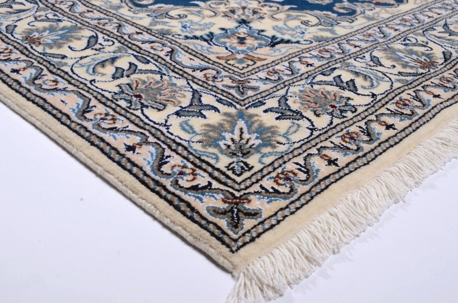 Persian Rug Nain 197 x 147 cm Wool Hand-knotted (Sold)