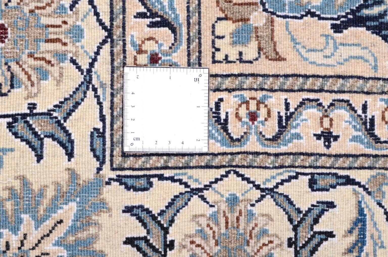 Persian Rug Nain 197 x 147 cm Wool Hand-knotted (Sold)