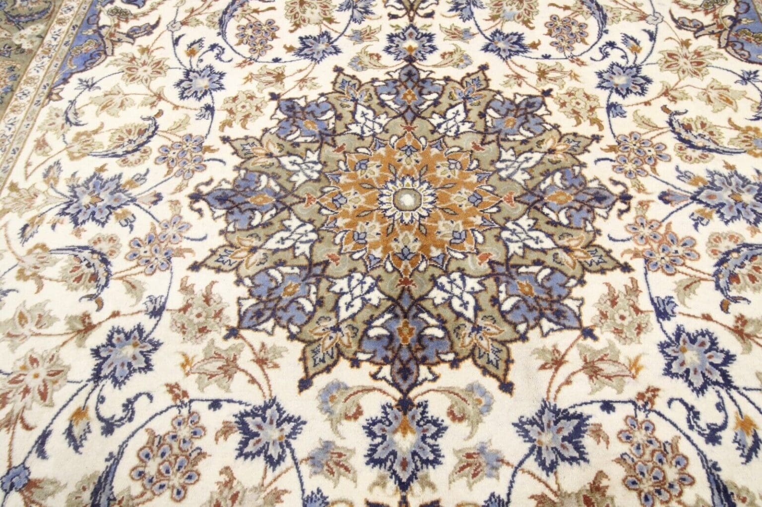 original-handgeknupfter-perserteppich-isfahan-381-x-255-cm-sehr-top-4 Persian Rug Isfahan 381 x 255 cm Wool Hand-knotted