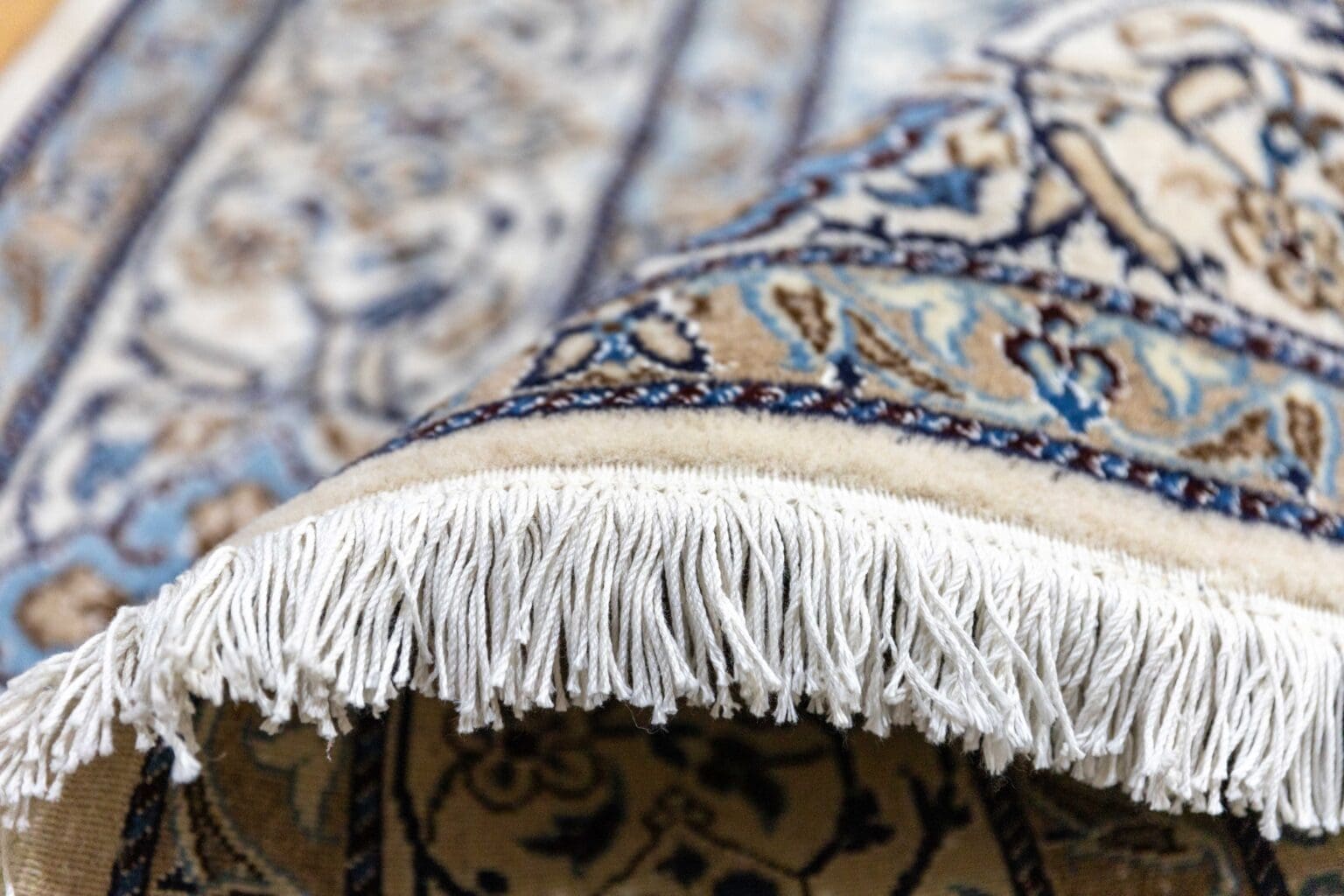 Persian Rug Nain 315 x 197 cm Wool Hand-knotted