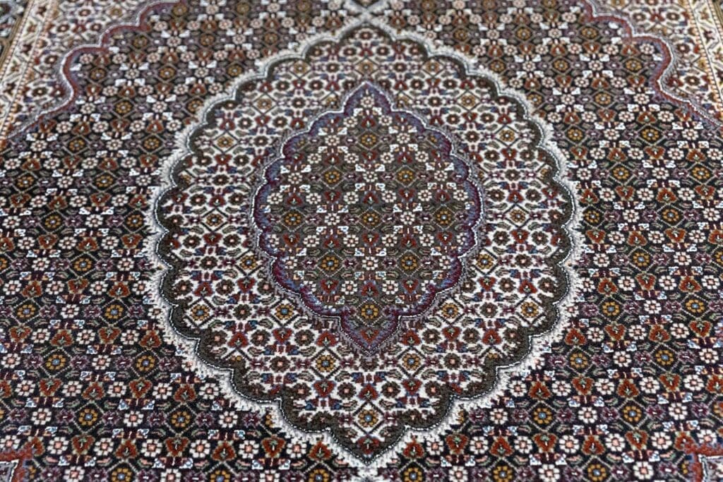 Persian Rug Tabriz 200 x 150 cm Wool Hand-knotted