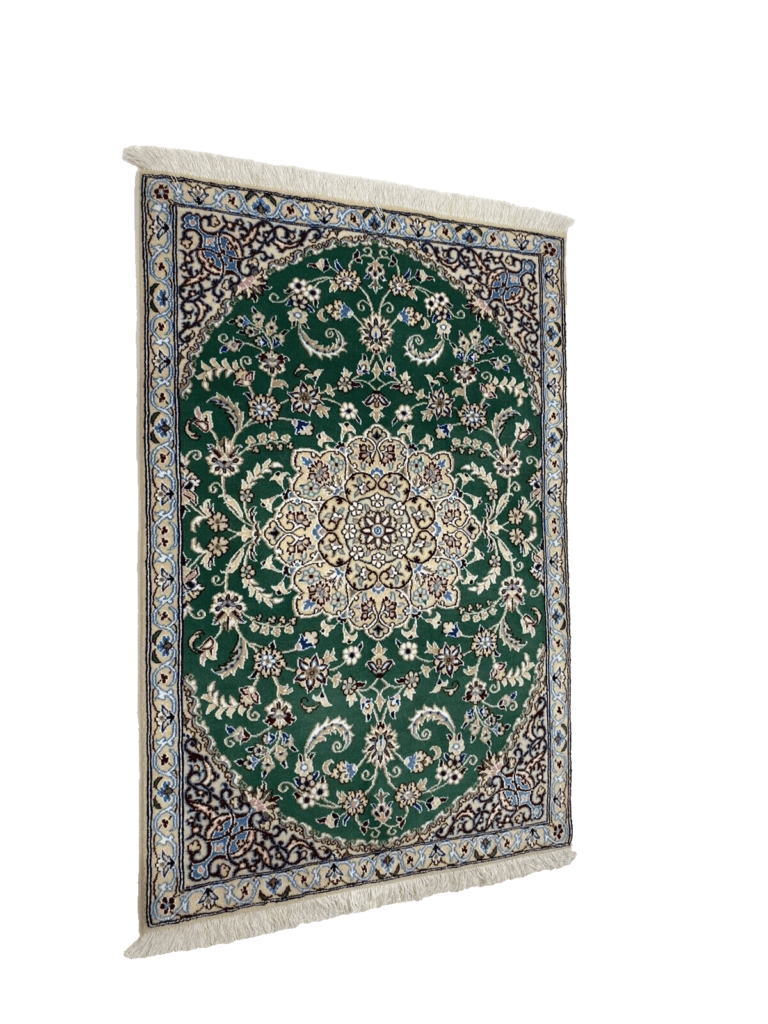Persian Rug Nain 133 x 88 cm Wool Hand-knotted