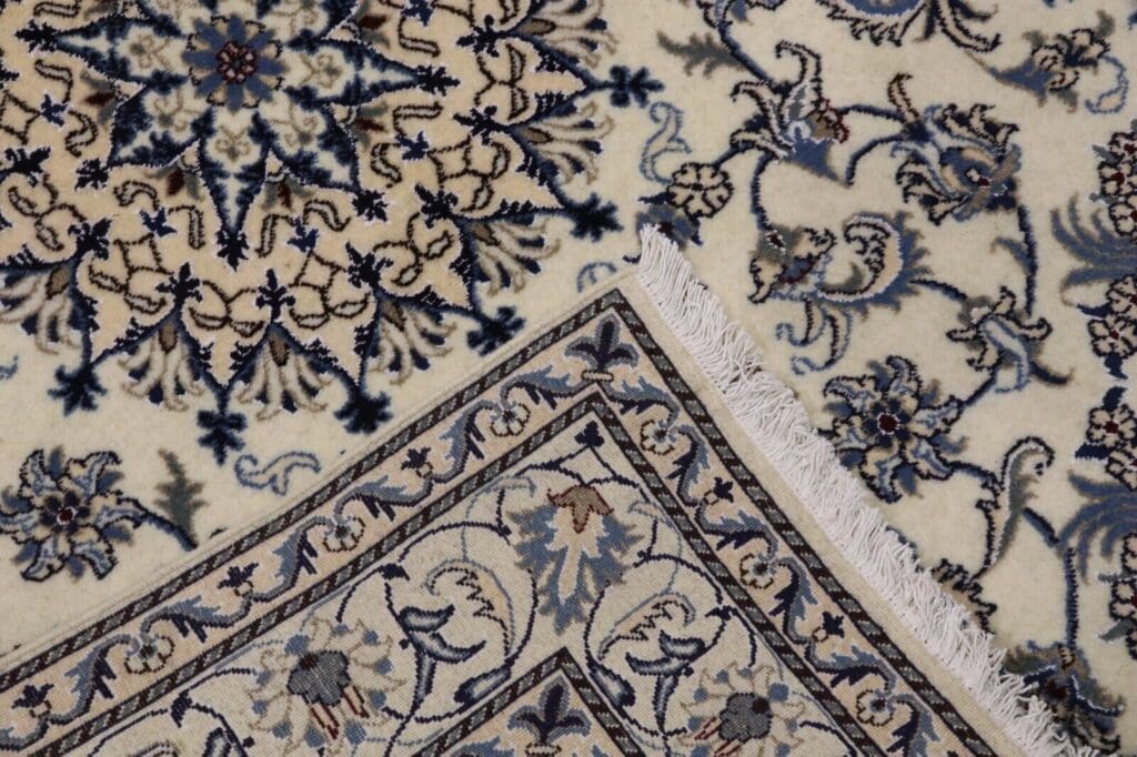 Persian Rug Nain 232 x 163 cm Wool Hand-knotted