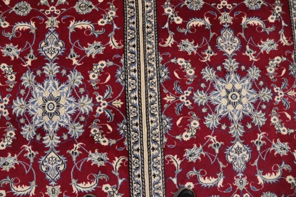 Persian Rug Nain 137 x 90 cm Wool Hand-knotted
