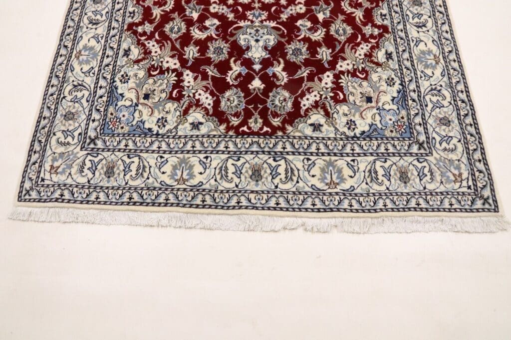 Persian Rug Nain 237 x 164 cm Wool Hand-knotted