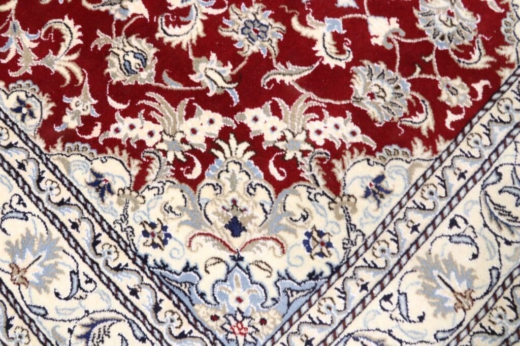 Persian Rug Nain 237 x 164 cm Wool Hand-knotted