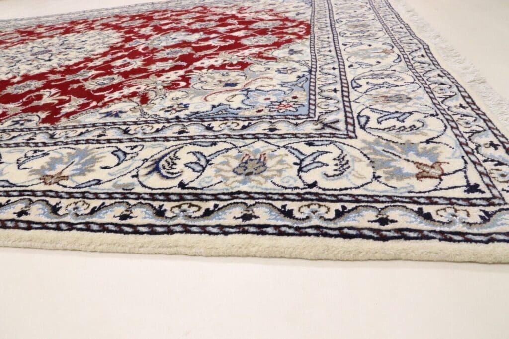 Persian Rug Nain 237 x 164 cm Wool Hand-knotted