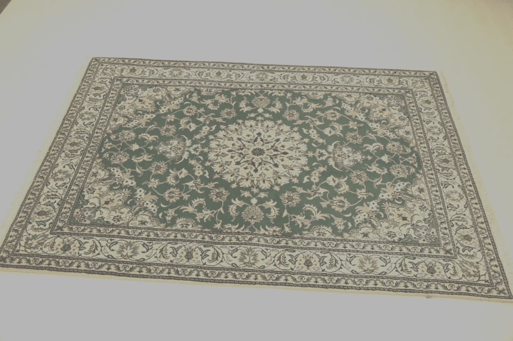 Persian Rug Nain 244 x 166 cm Wool Hand-knotted