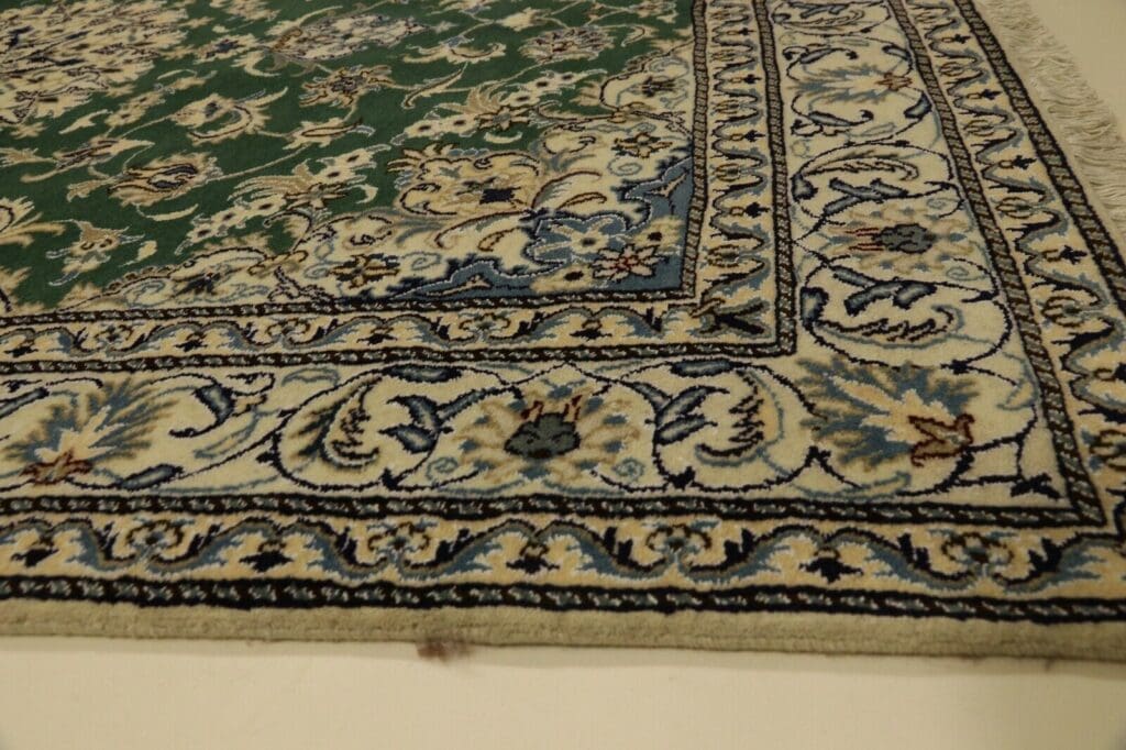 Persian Rug Nain 244 x 166 cm Wool Hand-knotted