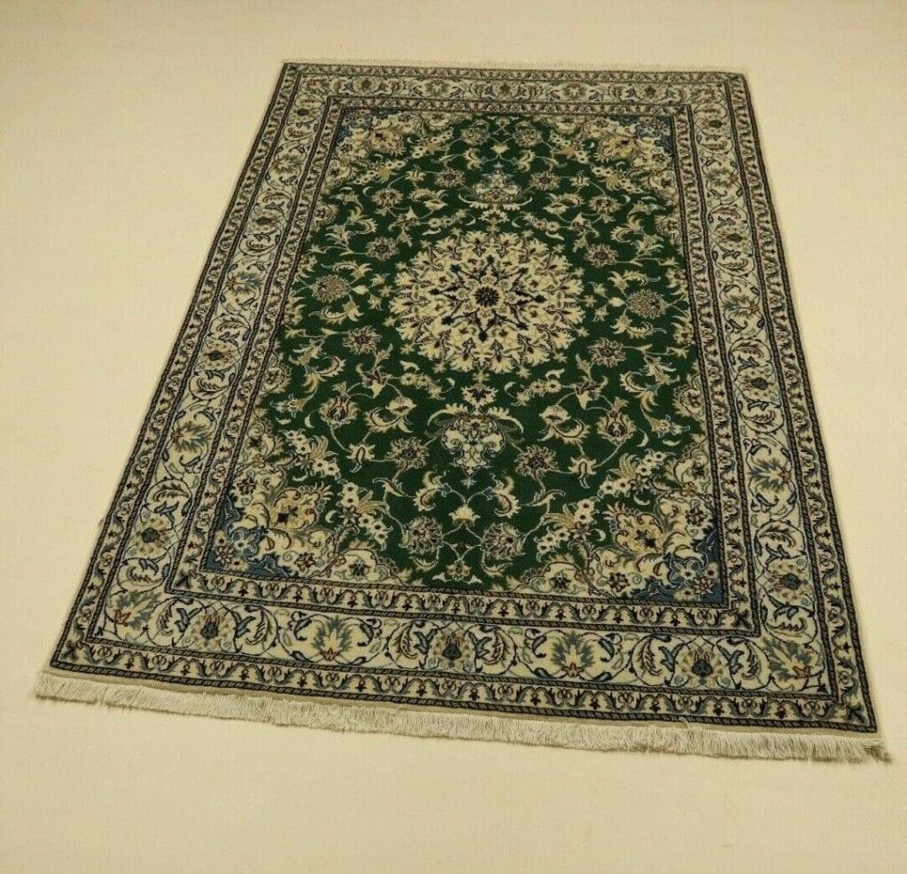 Persian Rug Nain 244 x 166 cm Wool Hand-knotted