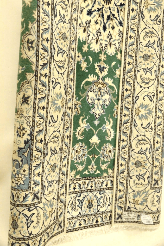 Persian Rug Nain 244 x 166 cm Wool Hand-knotted