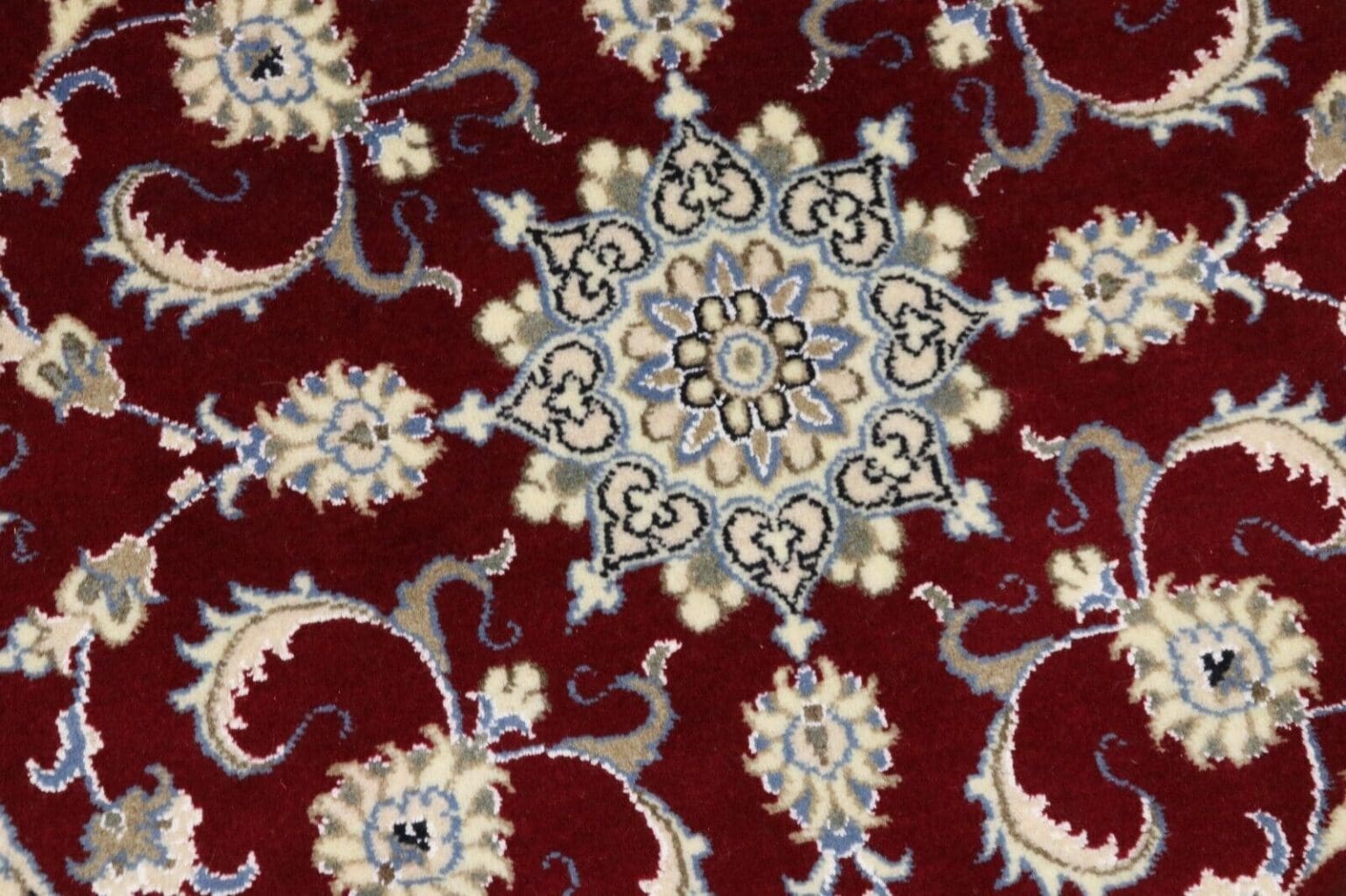 Persian Rug Nain 100 x 100 cm Wool Hand-knotted