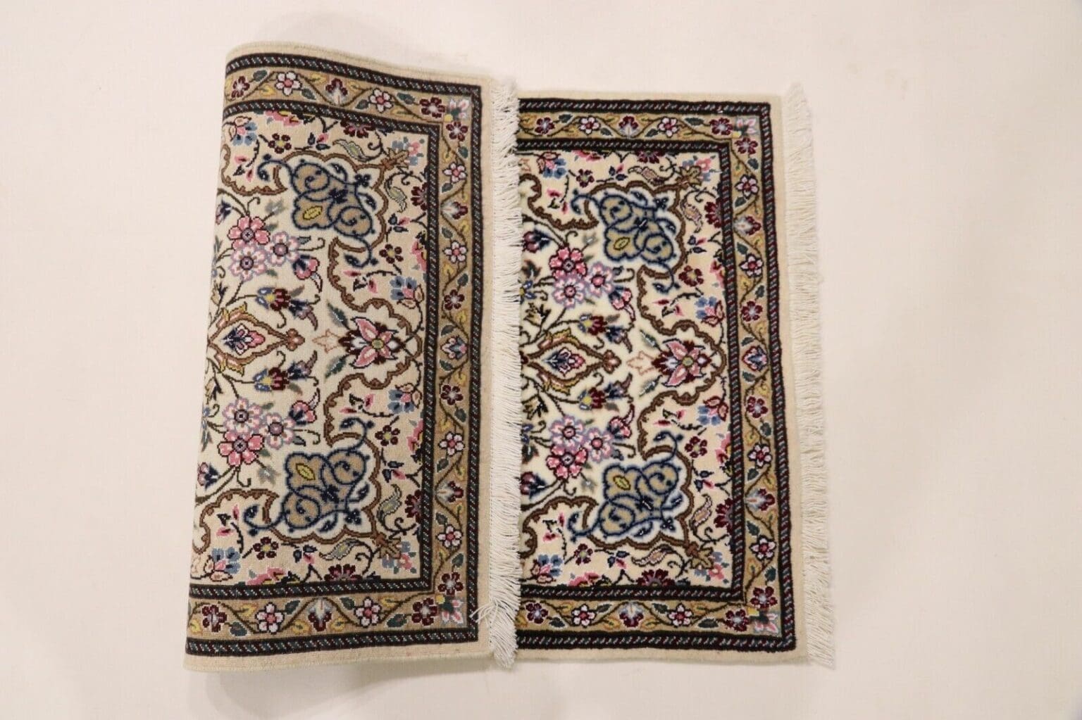 Persian Rug Nain 90 x 60 cm Wool Hand-knotted