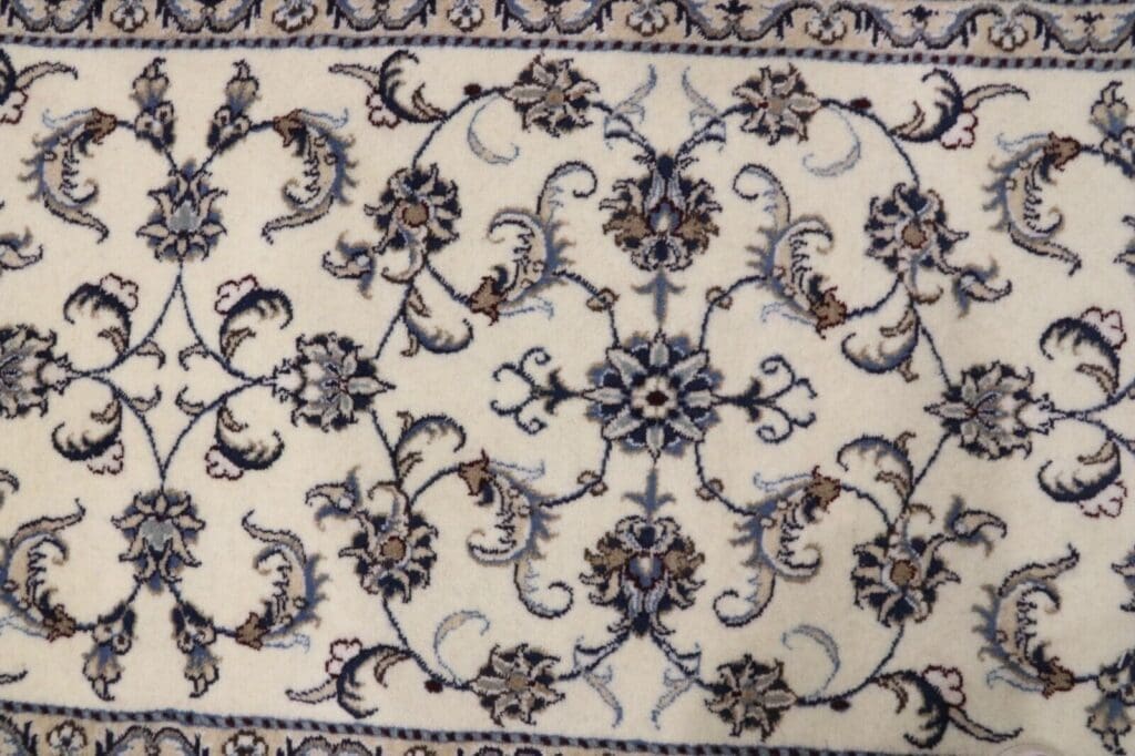 Persian Rug Nain 380 x 80 cm Wool Hand-knotted