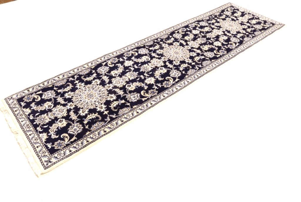 wunderschoner-orientteppich-super-nain-280-x-77-cm-300000-knoten-m-90-1-1 Persian Rug Nain 280 x 77 cm Wool Hand-knotted