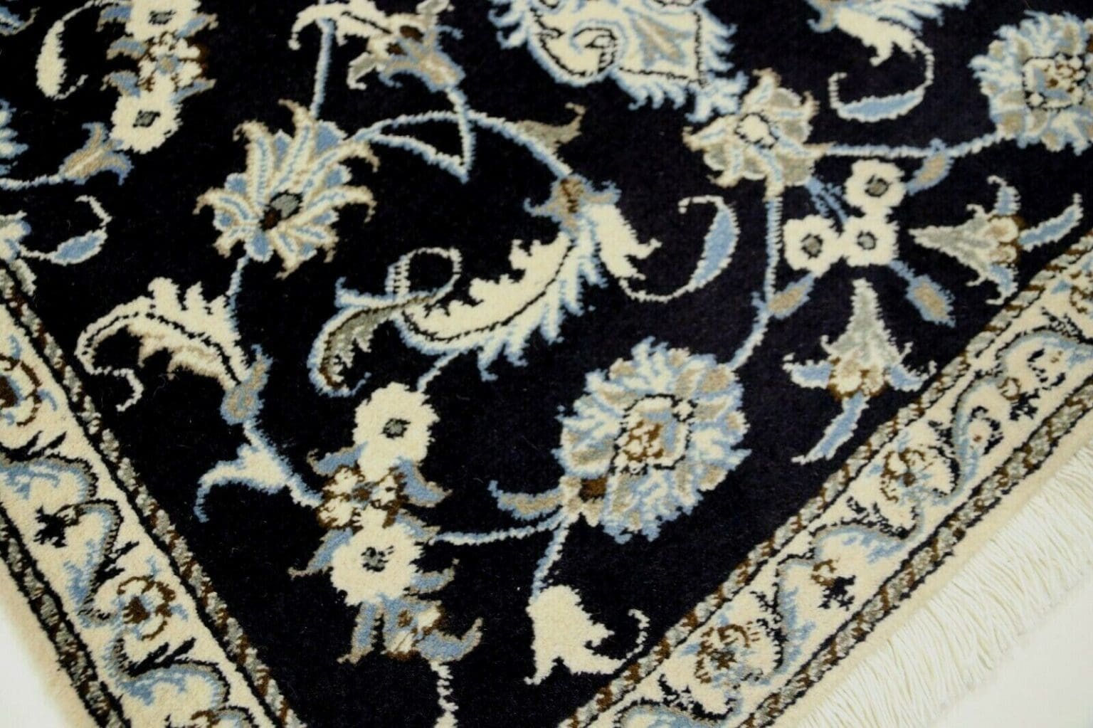 wunderschoner-super-nain-perserteppich-136-x-92-cm-ca-300000-knoten-m Persian Rug Nain 136 x 92 cm Wool Hand-knotted