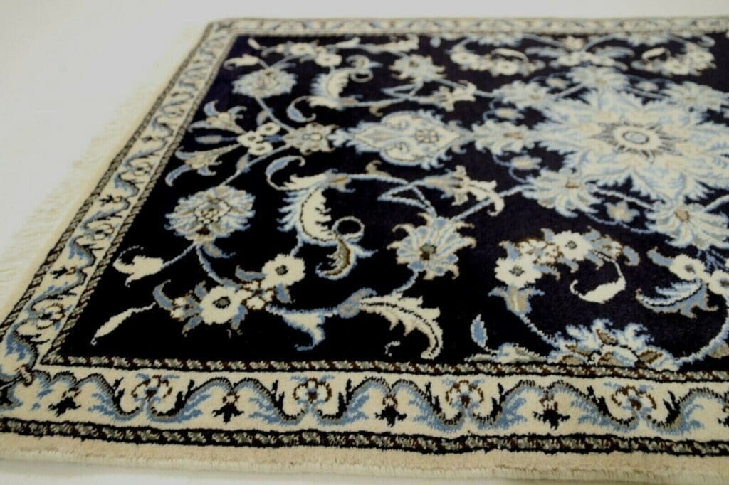 wunderschoner-super-nain-perserteppich-136-x-92-cm-ca-300000-knoten-m-1-2 Persian Rug Nain 136 x 92 cm Wool Hand-knotted