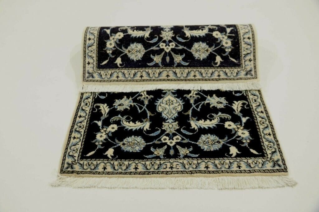 wunderschoner-super-nain-perserteppich-136-x-92-cm-ca-300000-knoten-m-1-4 Persian Rug Nain 136 x 92 cm Wool Hand-knotted