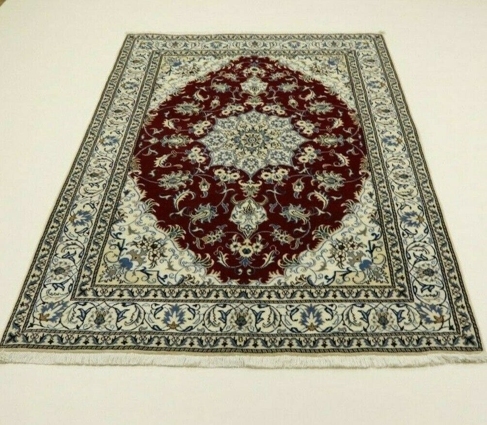 Persian Rug Nain 234 x 170 cm Wool Hand-knotted