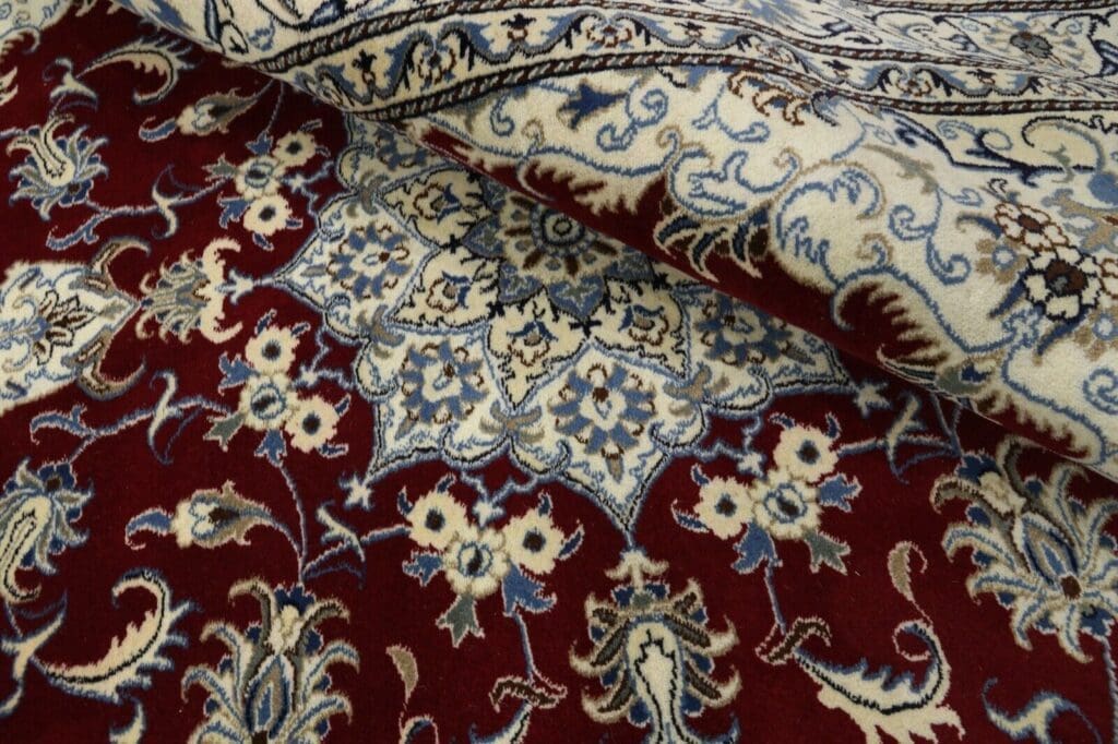 Persian Rug Nain 234 x 172 cm Wool Hand-knotted