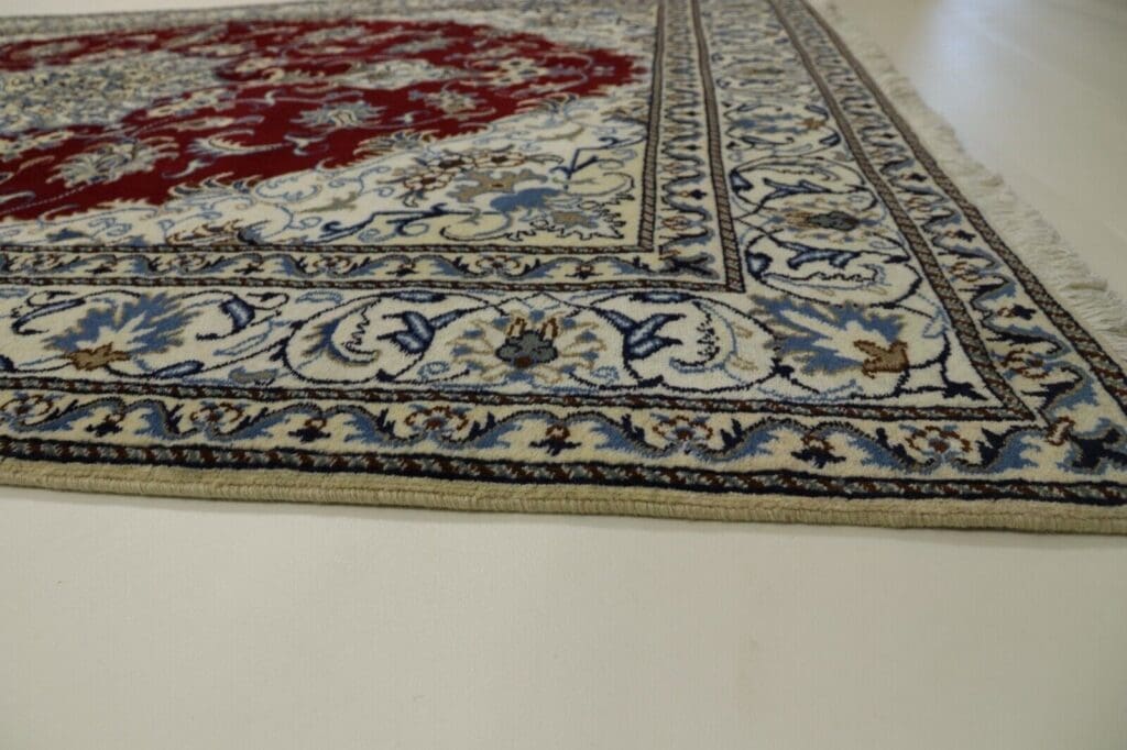Persian Rug Nain 234 x 172 cm Wool Hand-knotted